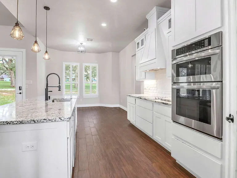 380 Abrego Lake Dr — Photo 13