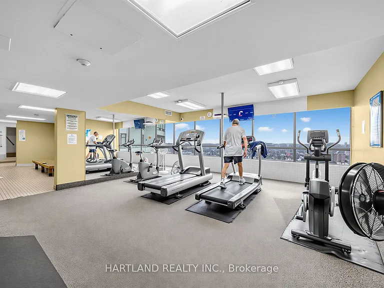 1333 Bloor St #2409 — Photo 22