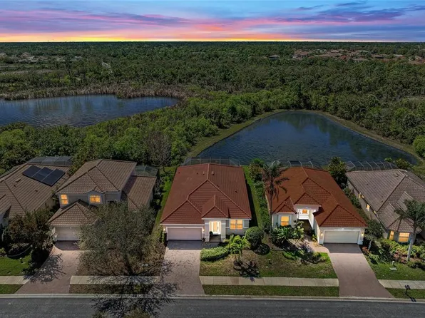 11603 Dancing River Dr, Venice, FL 34292