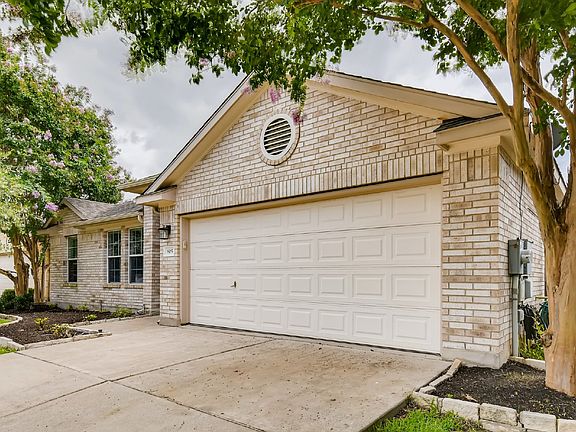 2nd image of 805 Broken Trace Ct