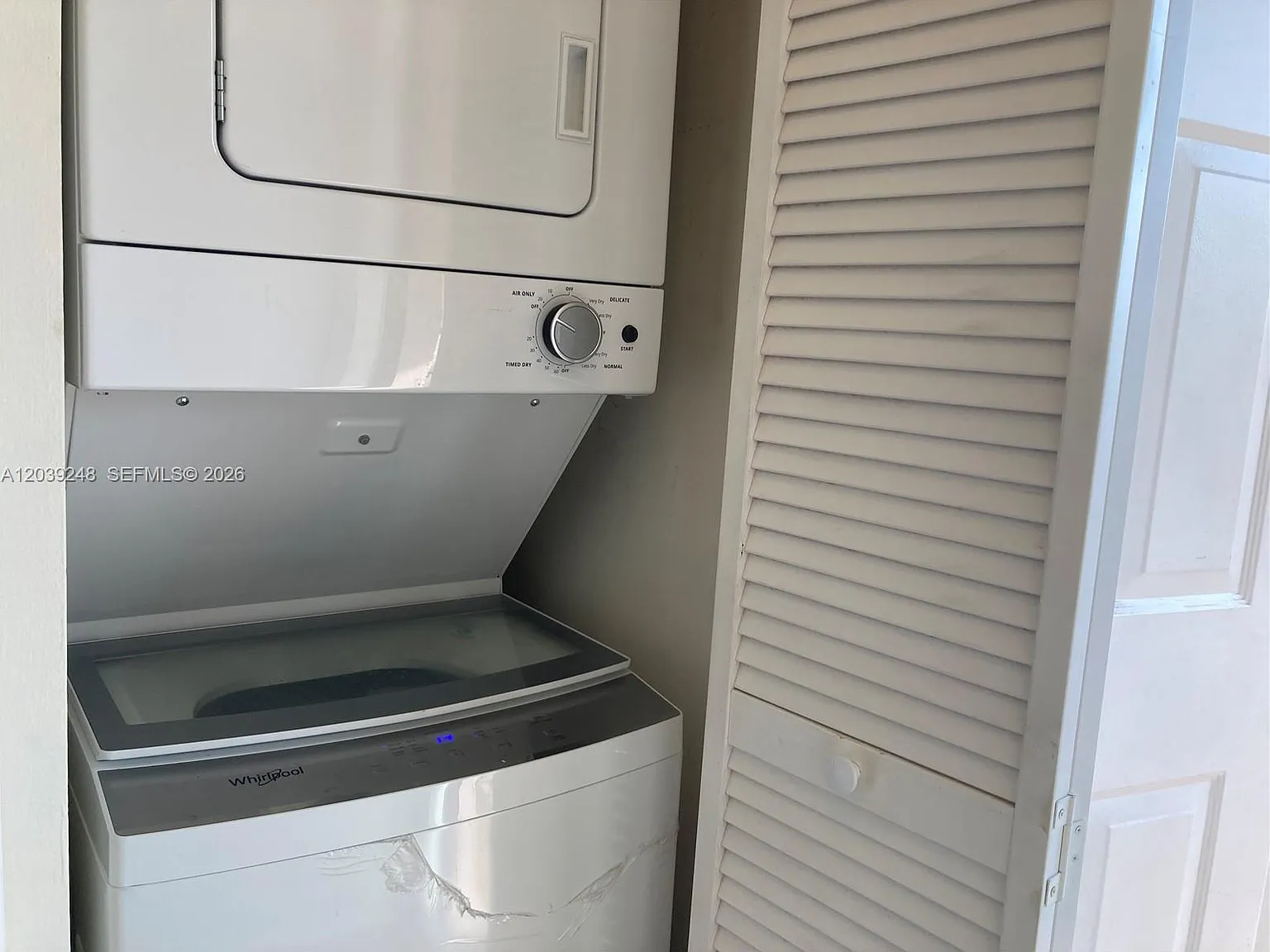 2 bed, 2.0 bath, 806 sqft, $2,000 — Photo 4