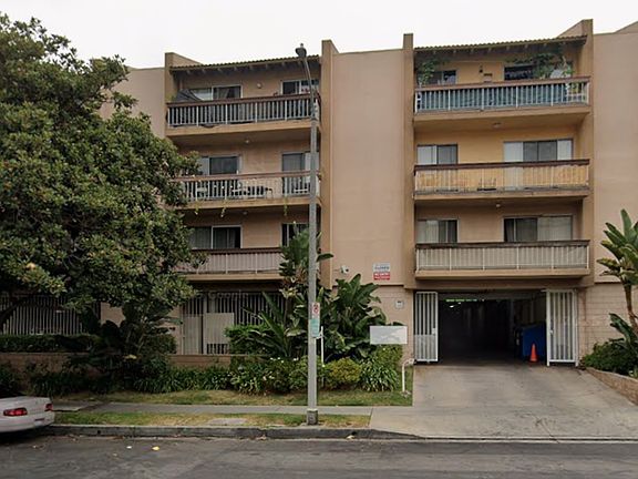 2nd image of 400 S Kingsley Dr APT 105