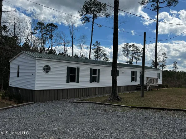 40 Maple Ave, Mc Henry, MS 39561