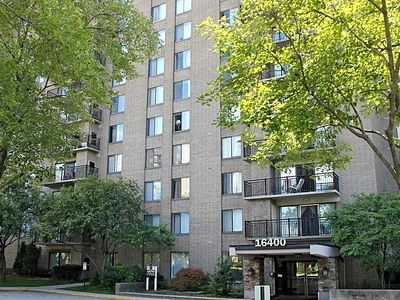 16400 N Park Dr APT 1210, Southfield, MI, 48075