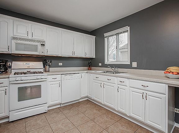 5th image of 1884 Paddington Ave