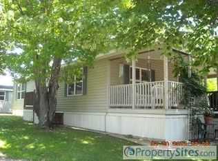 710 21st Pine Ln, Cambridge, MN 55008