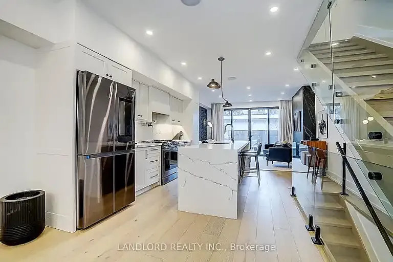 21 Shudell Ave #1A — Photo 4