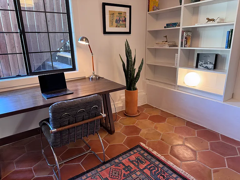 2076 Paramount Dr #1/2 — Photo 17