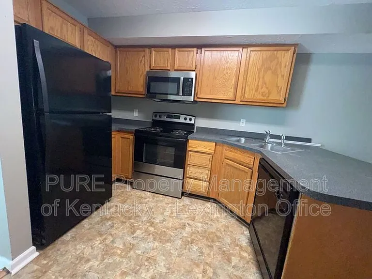 226 Mousas Way — Photo 4