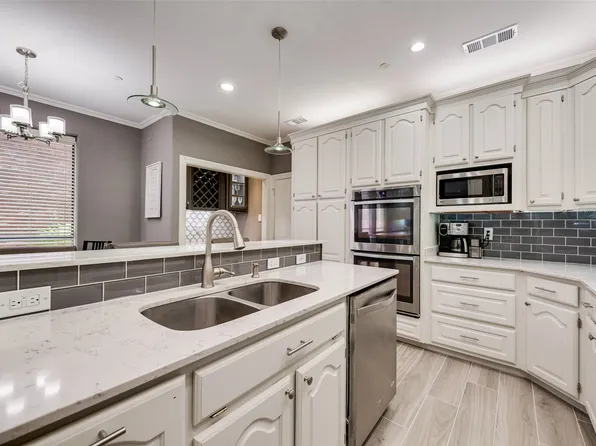 17060 Upper Bay Rd, Addison, TX 75001