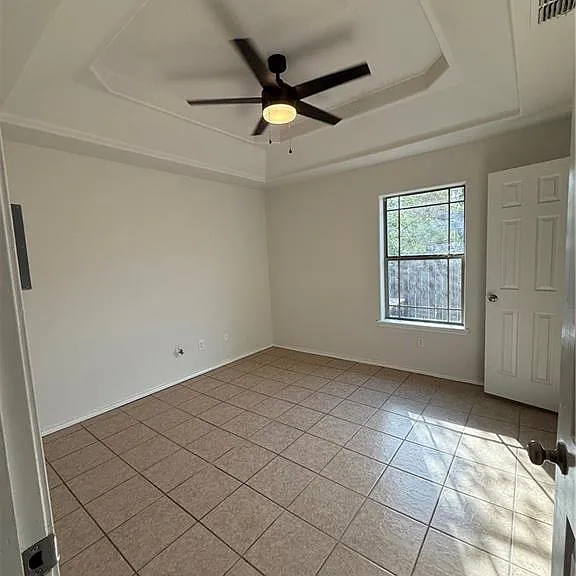 523 Perkins Ave — Photo 9