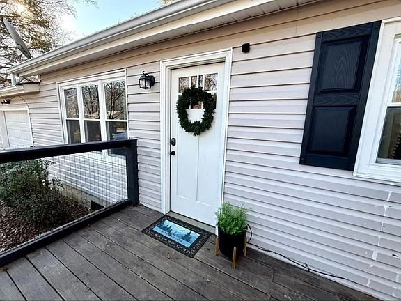 4th image of 130 Ashe Ln