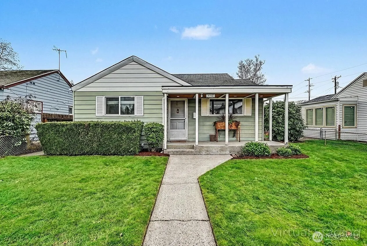 4814 S Fife photo 1
