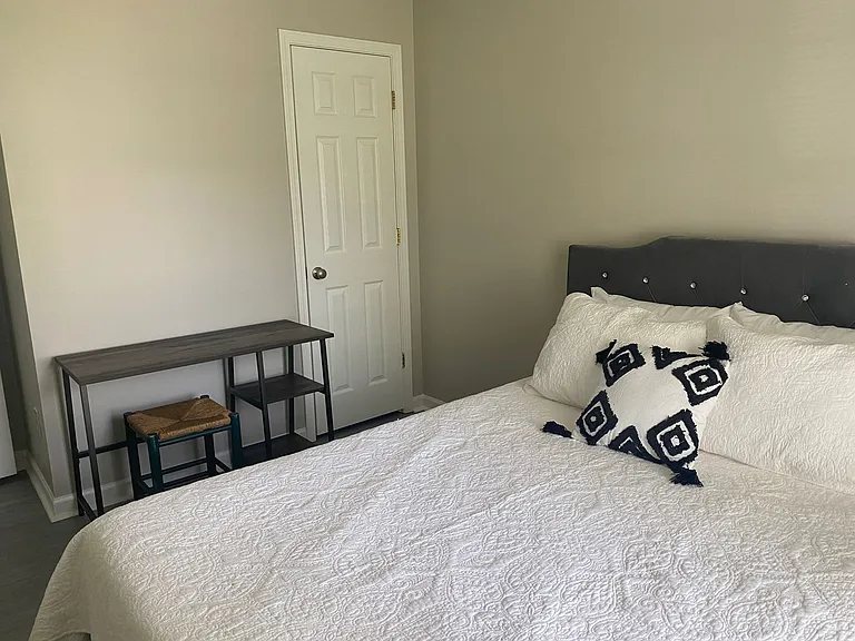 907 Rucker Cliff Dr — Photo 14