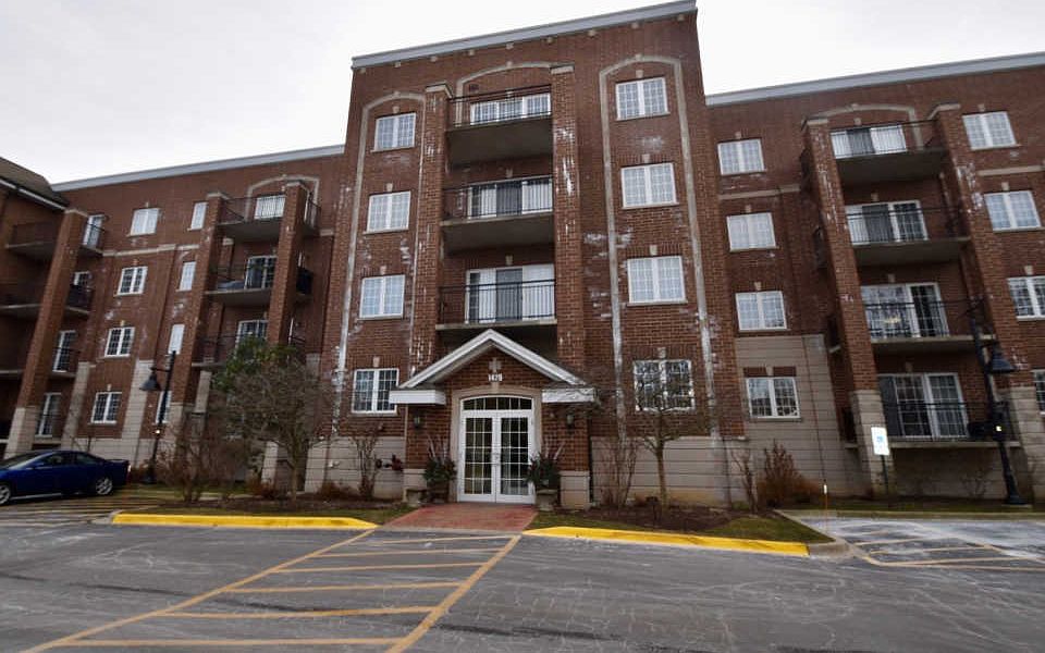 1st image of 1479 N Milwaukee Ave APT 410