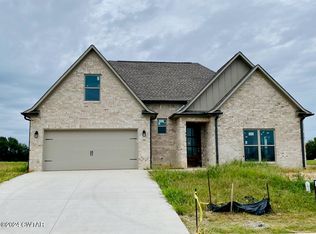 80 Kensington Way, Dyersburg, TN 38024