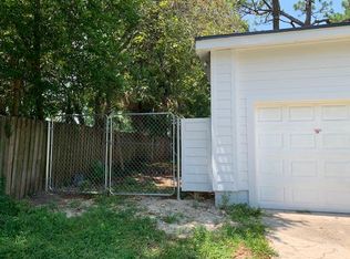 2850 Charme Dr, Jacksonville, FL 32277