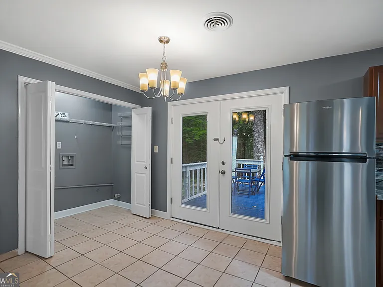 217 Wynnmeade Pkwy — Photo 14