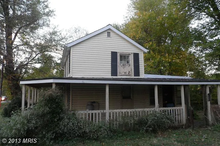 17244 Hamilton Station Rd photo 1