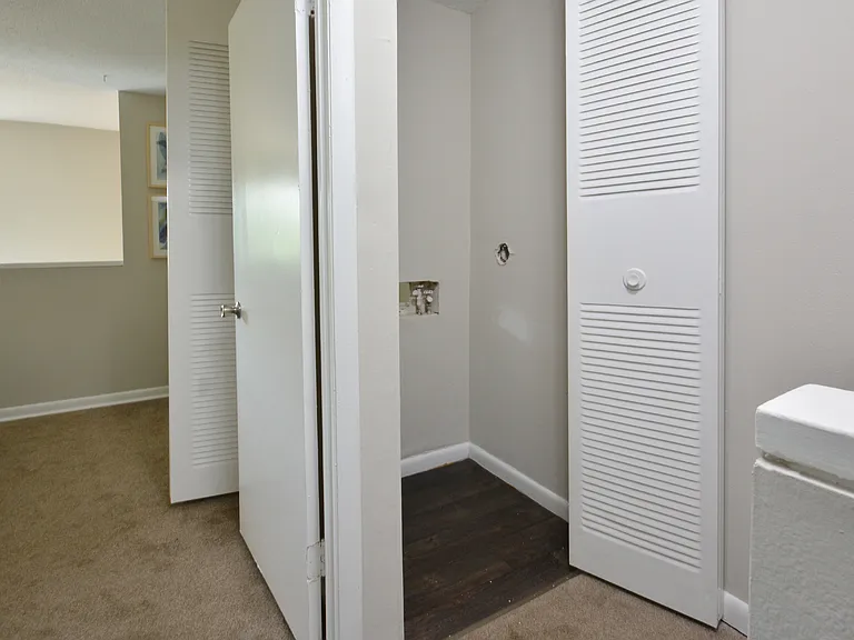 Keystone Apartments — Photo 58
