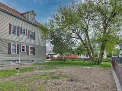 39 Lakeside St, Providence, RI, 02904