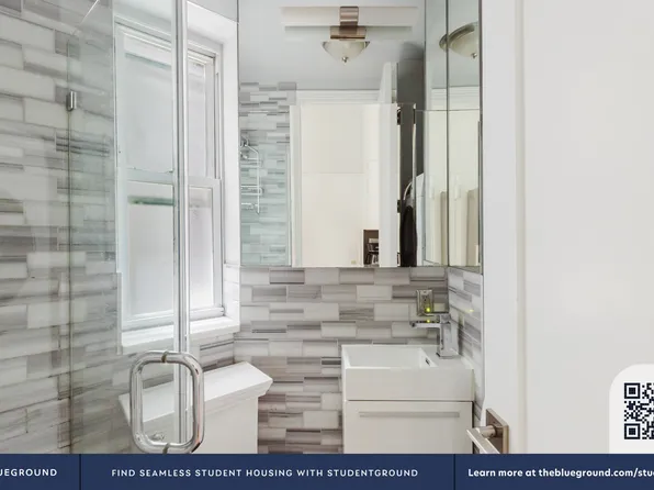 51 Leroy Street image 11 of 17