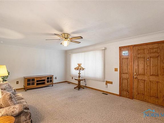 5th image of 228 Ohio Ave