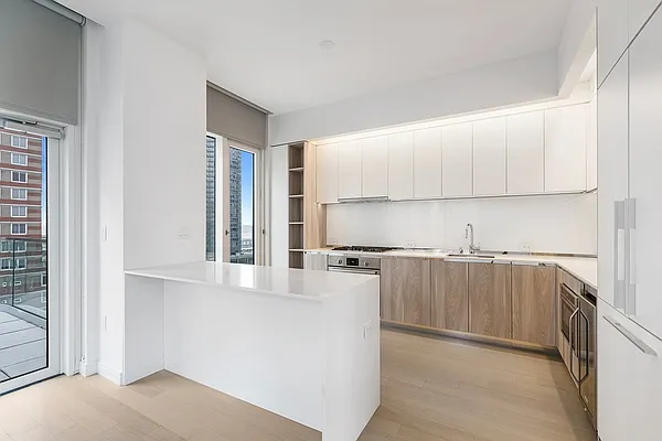 Rented by The Moinian Group | media 9