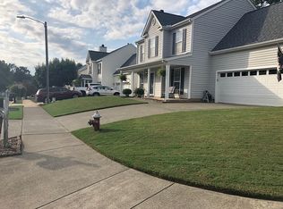 9117 Erinsbrook Dr, Raleigh, NC 27617