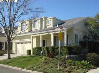 100 Ridgepoint Ct, Hercules, CA 94547