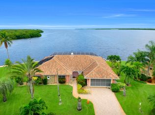 11939 Island Ave, Matlacha, FL 33993