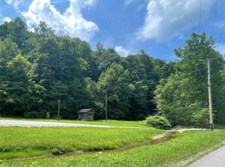472 Fola Rd, Bickmore, WV 25019