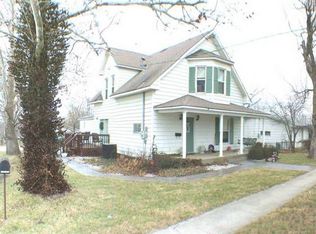 427 E Washington St, Marshfield, MO 65706