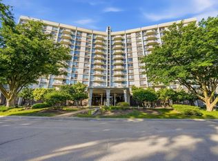 (Undisclosed Address), Oak Brook, IL 60523