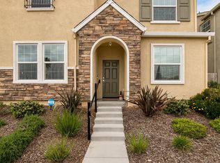 7875 Alpine Willow Ln, Sacramento, CA 95828