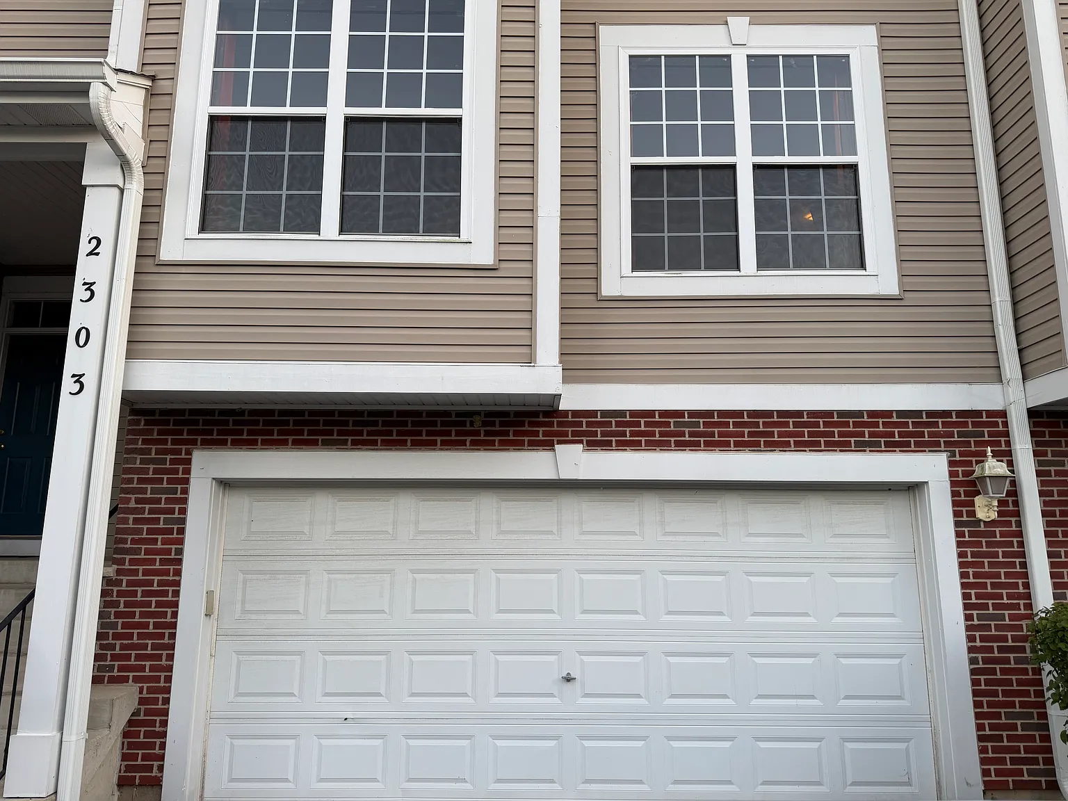 3 bed, 2.5 bath, 1546 sqft, $2,700 — Photo 1