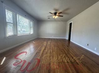 108 S Blakeney St, Stephenville, TX 76401