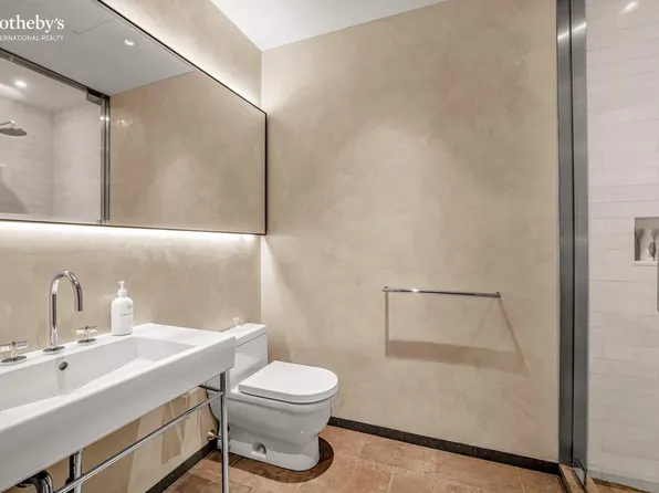 30 East 21st Street 3B image 11 of 11