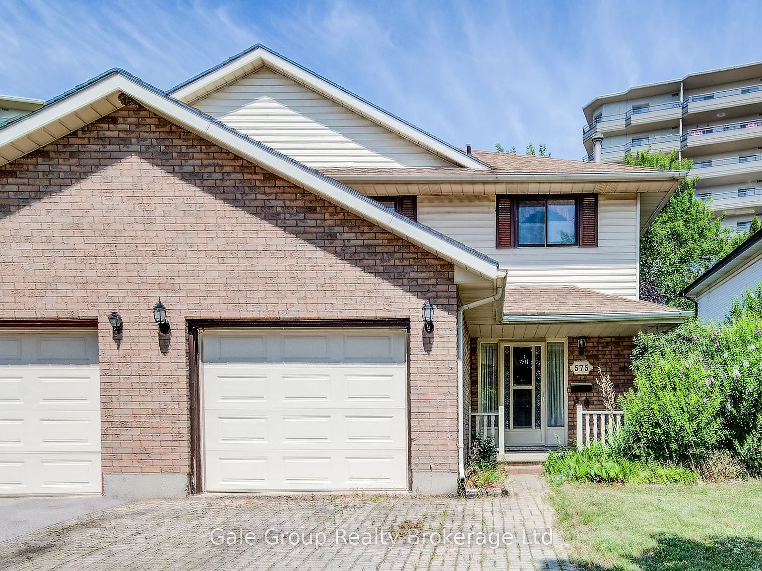 3 bed, $2,600 — Photo 2