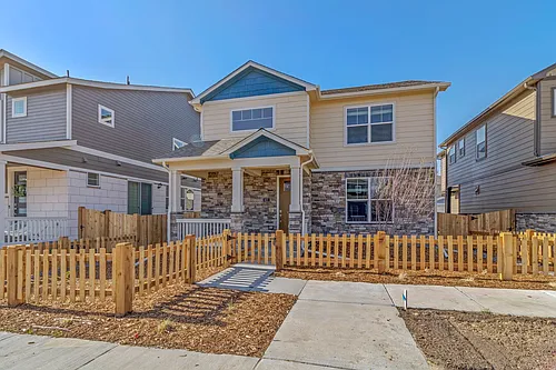 827 N Quatar St Photo 1