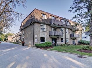 Egremont Street Apartments, Wellington North, ON N0G 2L2