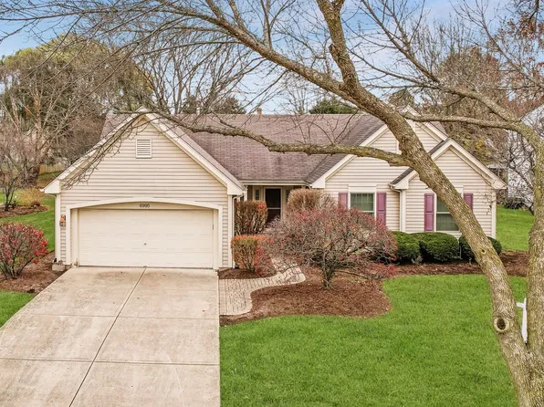 6995 Bennington Dr, Gurnee, IL 60031