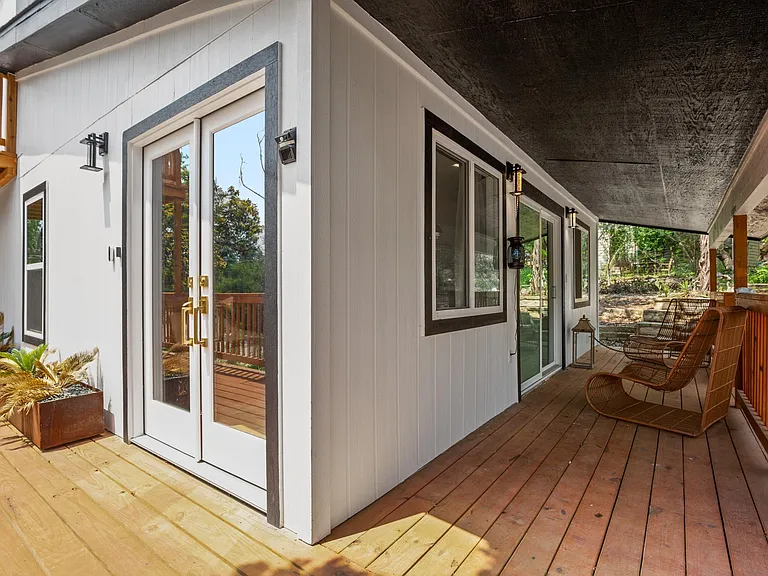 3904 Highland Dr — Photo 3