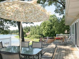 2763 Lakeshore Rd, Twin Lake, MI 49457