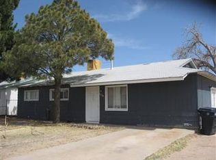 1114 Tomas St SW, Albuquerque, NM 87121