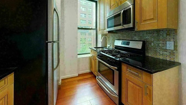 Rented by Bond New York | media 12