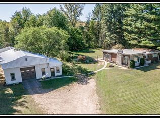 N10653 Lakeshore Rd, Clintonville, WI 54929