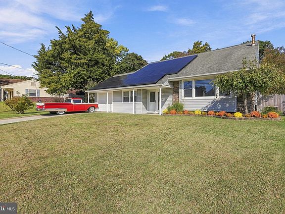 2nd image of 15 Alden Rd