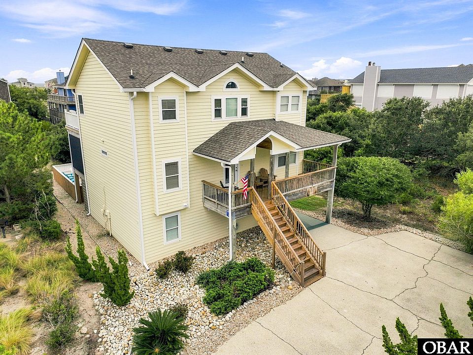 1st image of 742 Starfish Ct