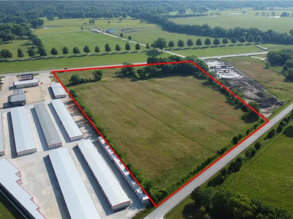 N Center St, Elkins, AR 72727